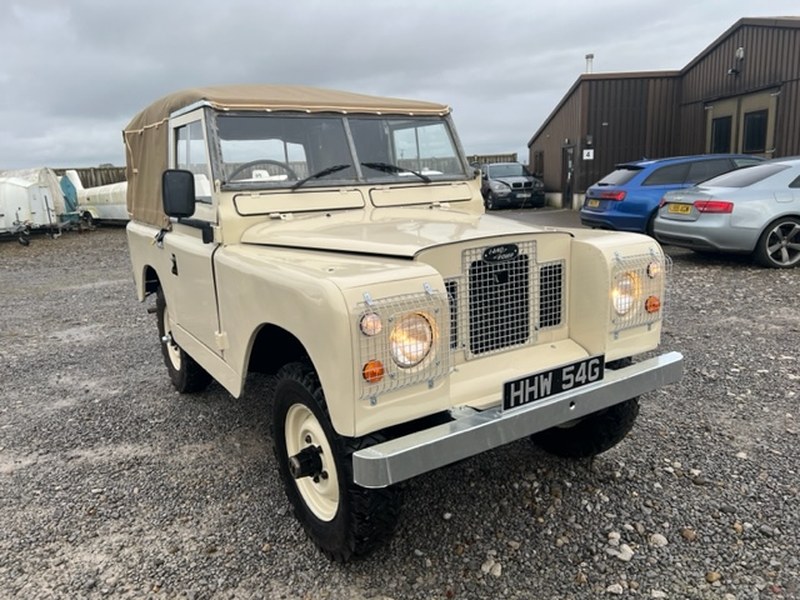 Land Rover® Series 2a *Genuine Mileage Crossover* (HHW)