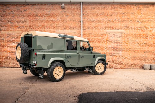 2015 Land Rover Defender 110 Xs Td D/C