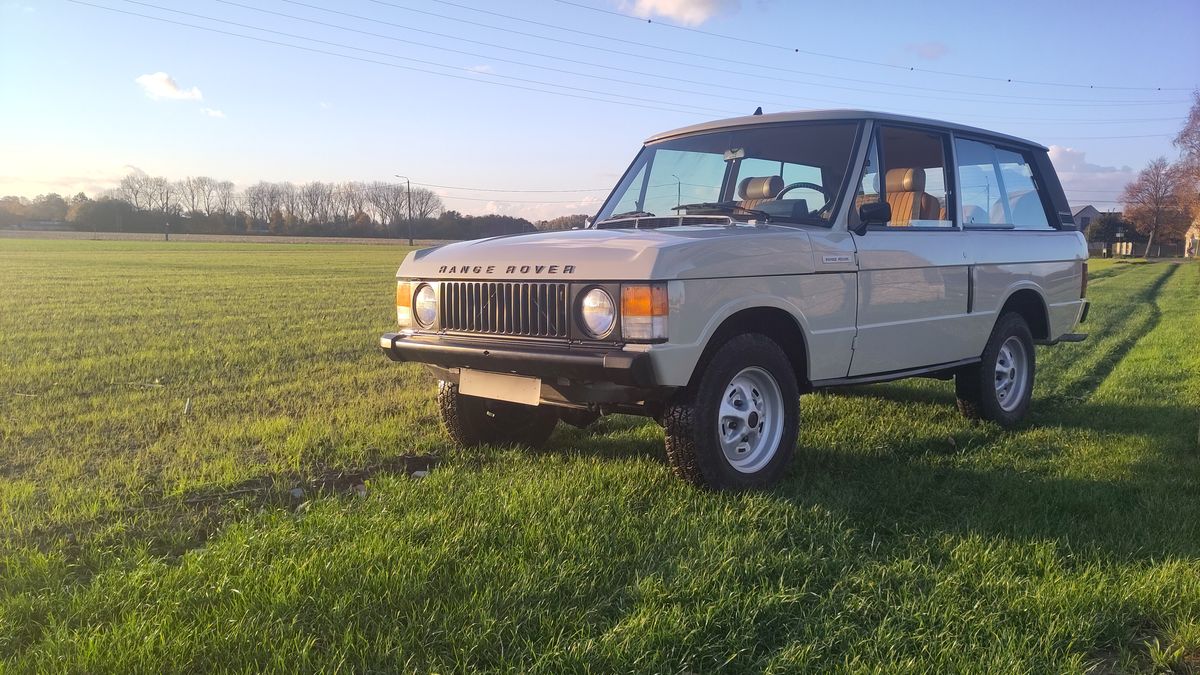 1980 Land Rover Range Rover Beige Manual, 4 speed Left Hand Drive in ...