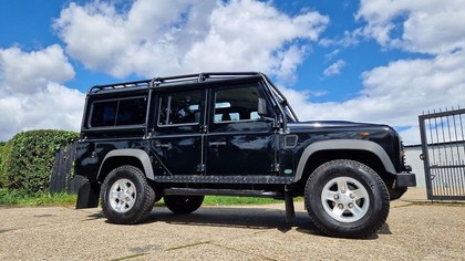 LHD Land Rover Defender 110 2.4 TDCi County Station Wagon
