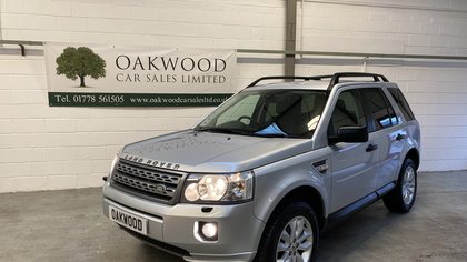 An EXCEPTIONAL & WELL LOOKED AFTER LAND ROVER FREELANDER 2