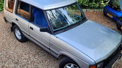 1991 Land Rover Discovery 3.5 V8 AUTOMATIC with AC.