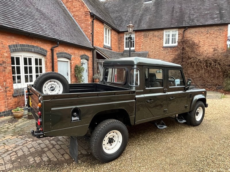 2006 Land Rover Defender - 2 2006 Land Rover Defender - 2