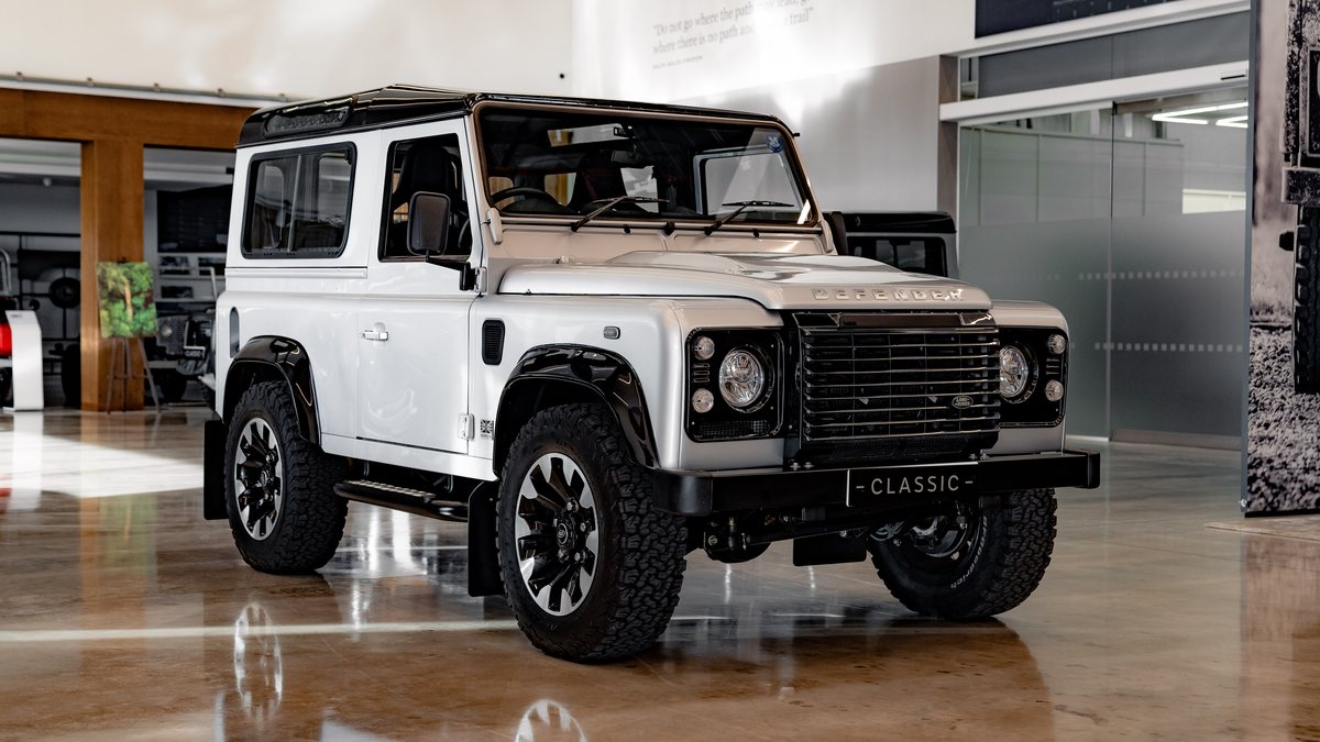 2015 Land Rover Defender Silver Automatic, 7+ speed Right Hand Drive in ...