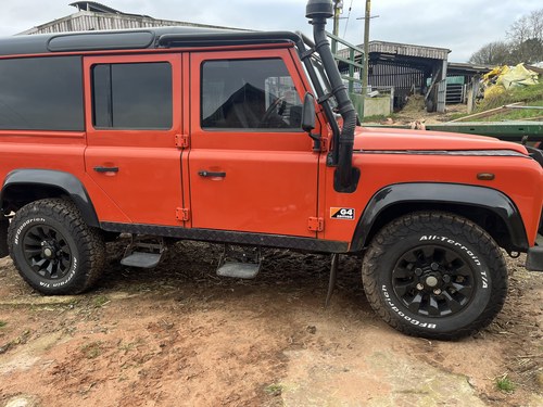 2003 Land Rover Defender 110 G4 Le
