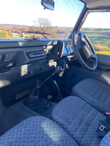 1999 Land Rover Defender - 6