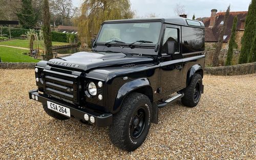 2014 Land Rover Defender 90 (picture 1 of 6)