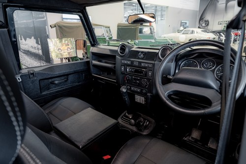 2016 Land Rover Defender - 9