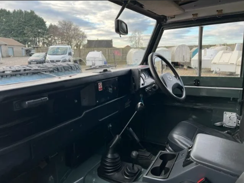 1992 Land Rover Defender - 9