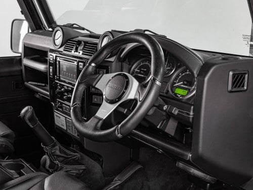 2016 Land Rover Defender - 5