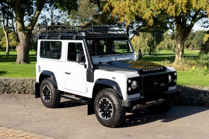 [ONE OWNER] 2016/65 Land Rover Defender 90 Adventure Edition
