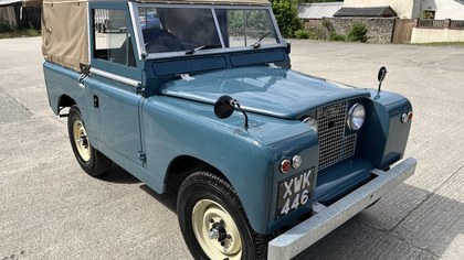 Land Rover Series 2 **lovely example with lots £££ spent**
