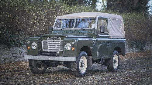 Picture of 1984 Land Rover Series 3 88" Soft Top Only 48,000 Miles From New - For Sale