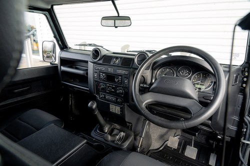 2014 Land Rover Defender - 8