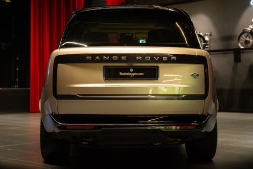 Land Rover - 3