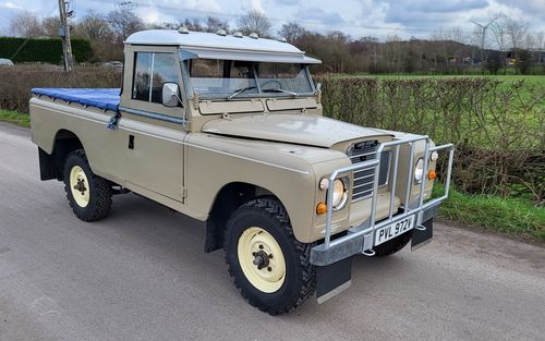 1980 Land Rover 109 (picture 1 of 11)