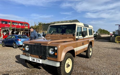 1982 Land Rover 110 (picture 1 of 13)