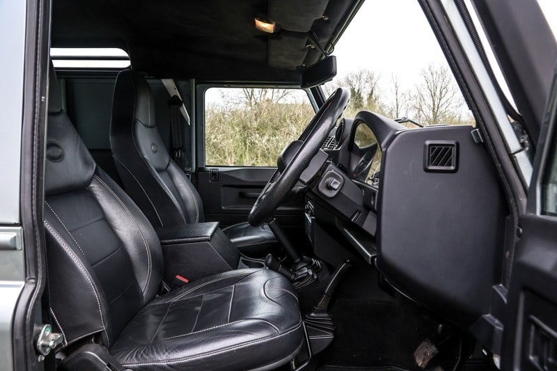 2015 Land Rover Defender - 7