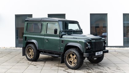2009 Land Rover Defender 90 Twisted in Aintree Green