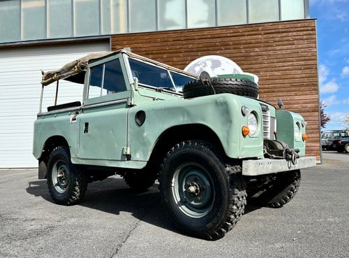 1974 Land Rover Series 3 - 2