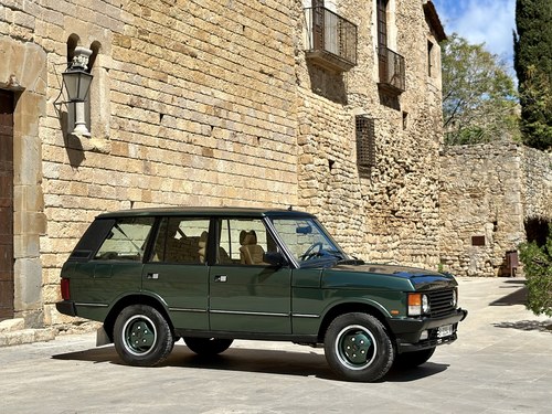 1991 Range Rover Classic VOGUE SE 3.9 V8 - Automatic - Green/Tan SOLD