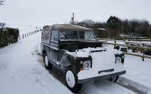 1971 Land Rover Series II (picture 1 of 9)