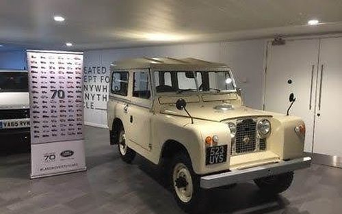 1960 Land Rover Series 2a (picture 1 of 14)