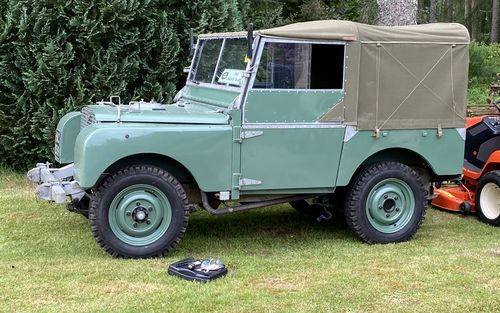 1949 Land Rover Series 1 (picture 1 of 4)