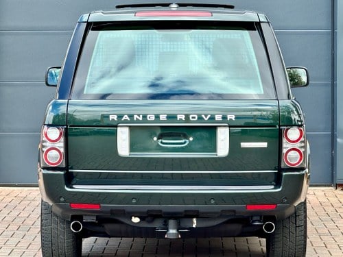2010 Land Rover Range Rover - 3