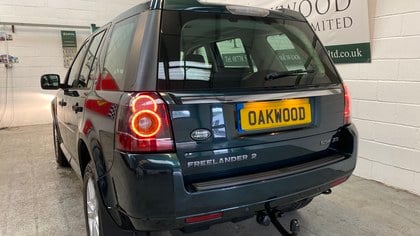 A WELL LOOKED AFTER FREELANDER 2 2.2 SD4 XS Automatic FSH