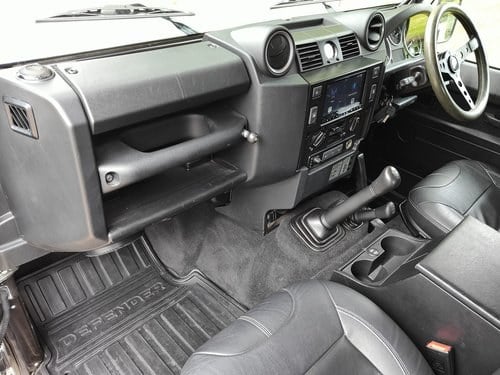 2015 Land Rover Defender - 9