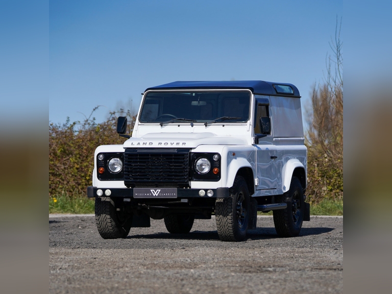 Land Rover Defender 90 2.2TD County Hardtop 55,000 Miles