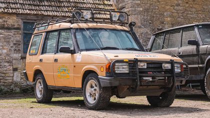 1995 Land Rover Discovery Camel Trophy  - Project