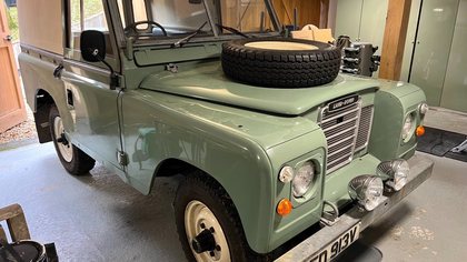 Land Rover 88 Series III 4 CYL