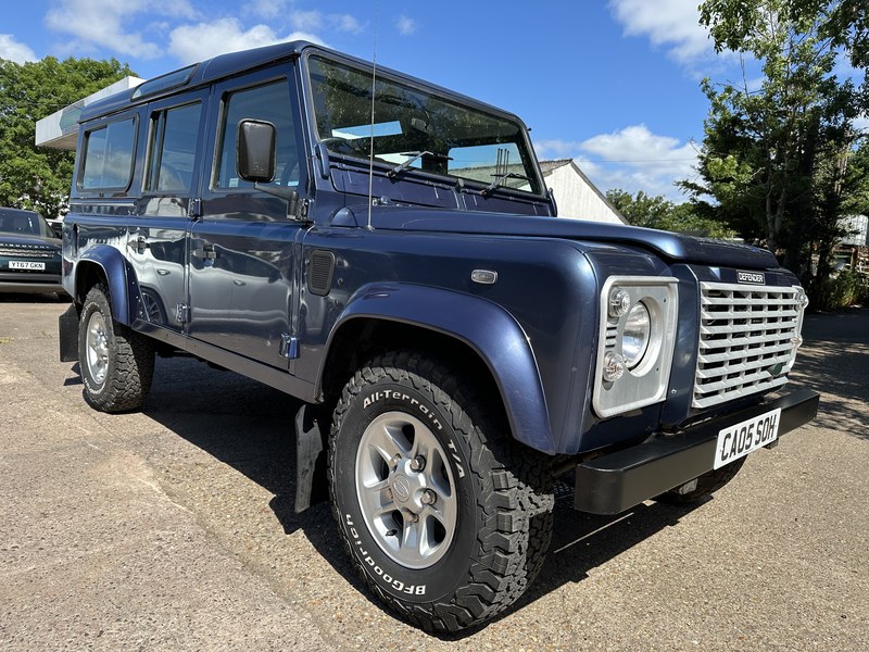 Land Rover 05 Defender 2005 Land Rover Defender Blue Manual, 5 speed Right Hand Drive in ...