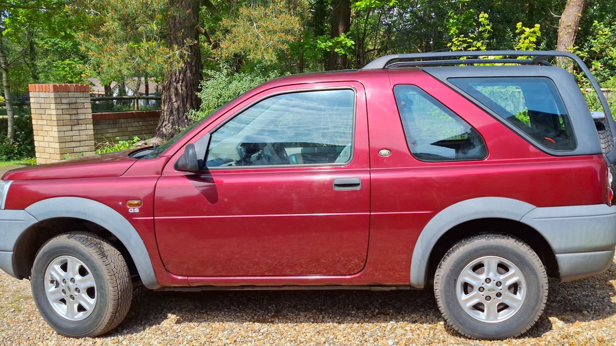 2002 Land Rover Freelander Red Manual, 5 speed Right Hand Drive in ...
