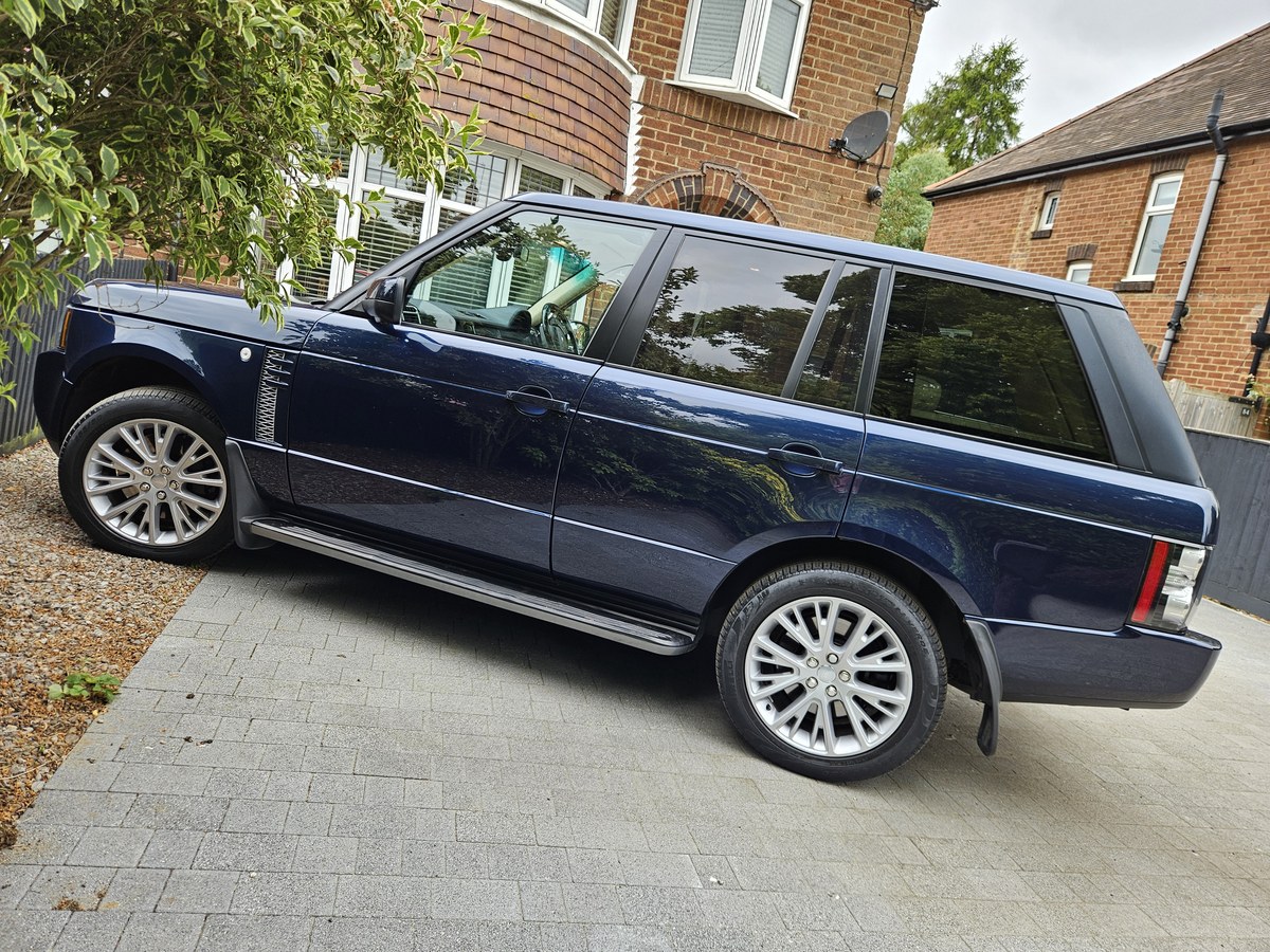 2012 Land Rover Range Rover Dark blue Automatic, 7+ speed Right Hand ...