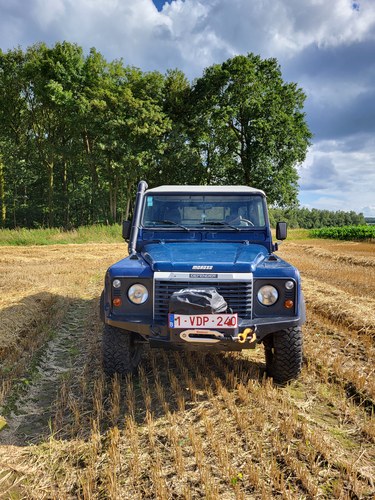Land Rover Defender automatic 130 td5