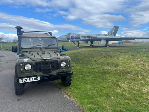 1999 Land Rover Defender ‘Wolf’