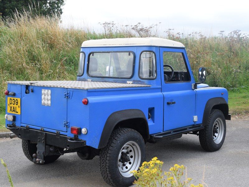 1987 LAND ROVER DEFENDER 200TD SWB TRUCK. LONG MOT!