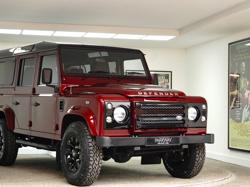 LAND ROVER DEFENDER 110 XS 5DR