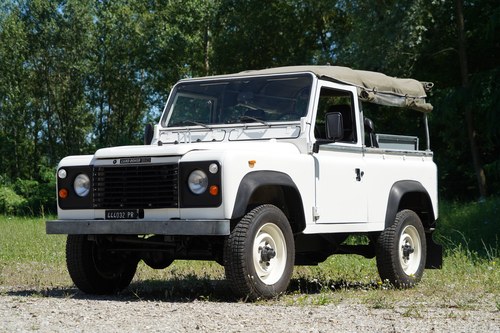 1999 Land Rover Defender 90 12J Soft Top Kaufen Bei