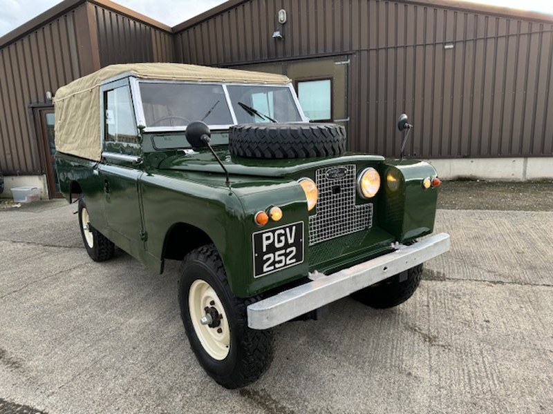 Land Rover® Series 2 109 RESERVED