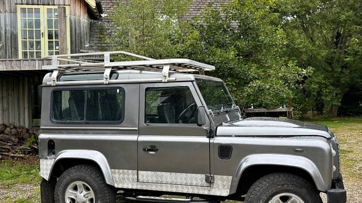 2008 Land Rover Defender Grey Manual, 6 speed Right Hand Drive in Errol ...