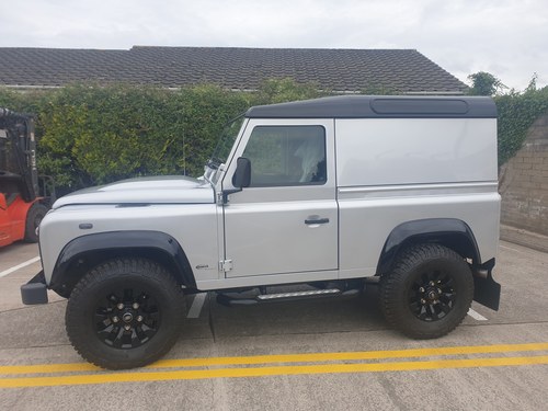 2015 Land Rover Defender L316 90