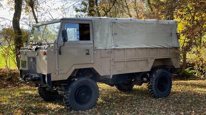 Classic Cars Land Rover 101 For Sale | Car and Classic