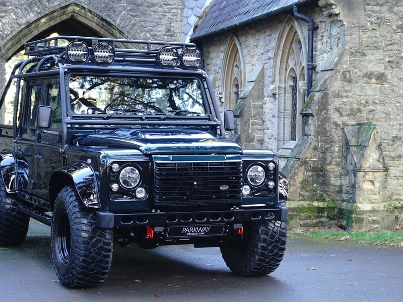 LAND ROVER BOWLER 110 PICK UP EXTREME