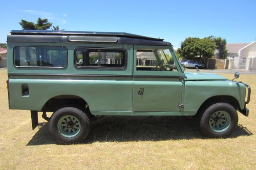 1969 LAND ROVER SERIES 2A 109" 2,6L 6CYL - WORLDWIDE EXPORT
