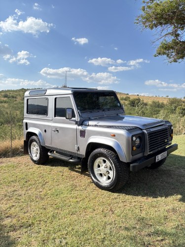 2006 Land Rover Defender L316 90