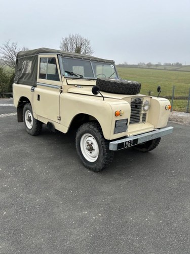 LAND ROVER 88 Land Rover 88 - 1962 A vendre